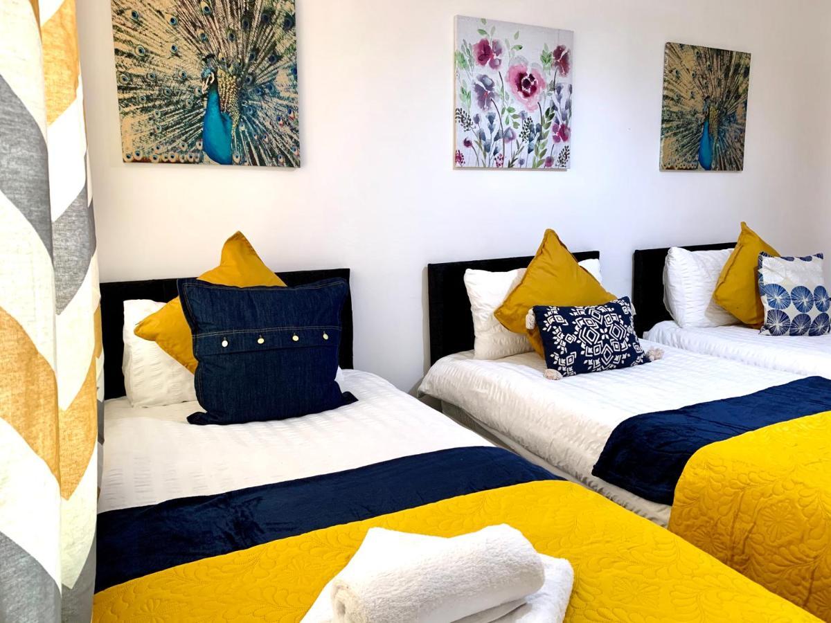 Central London 2 Bedrooms, Seperate Recption, Full Kitchen, Free Parking מראה חיצוני תמונה